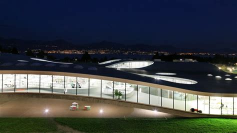 bibliothèque epfl rolex|Rolex EPFL campus.